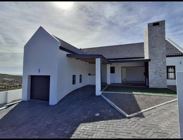 3 BEDROOM HOUSE FOR SALE IN ST HELENA VIEWS